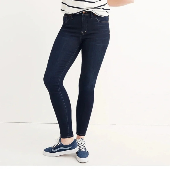 Madewell Denim - Madewell 9” Mid-rise skinny‎ jeans dark wash 26